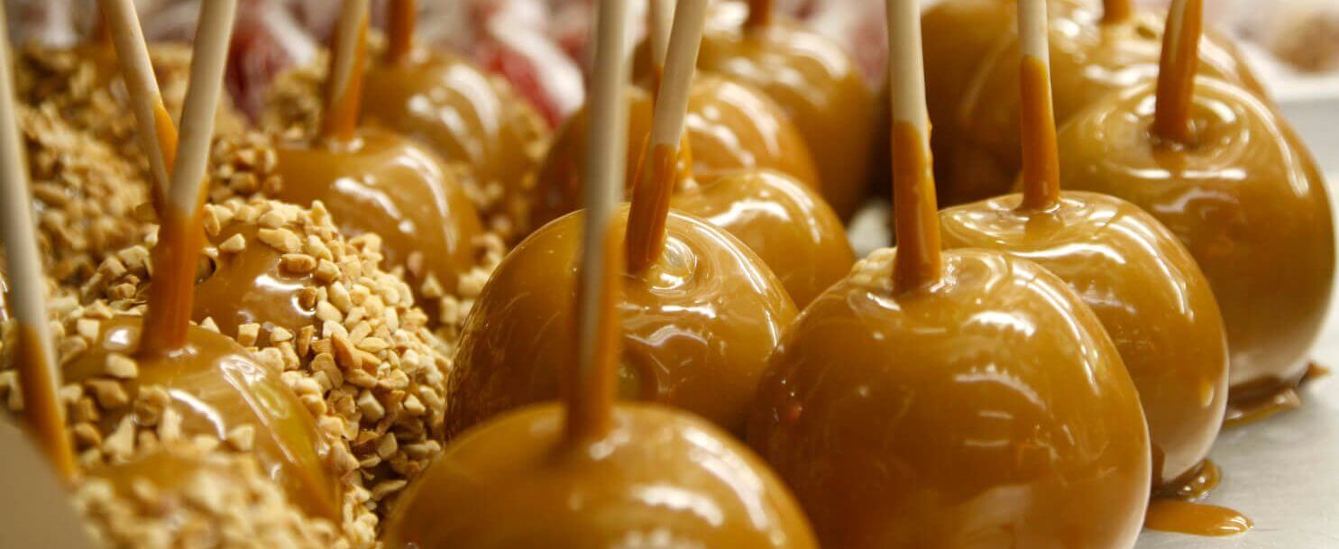 candy_apples_at_the_nc_apple_festival_70-