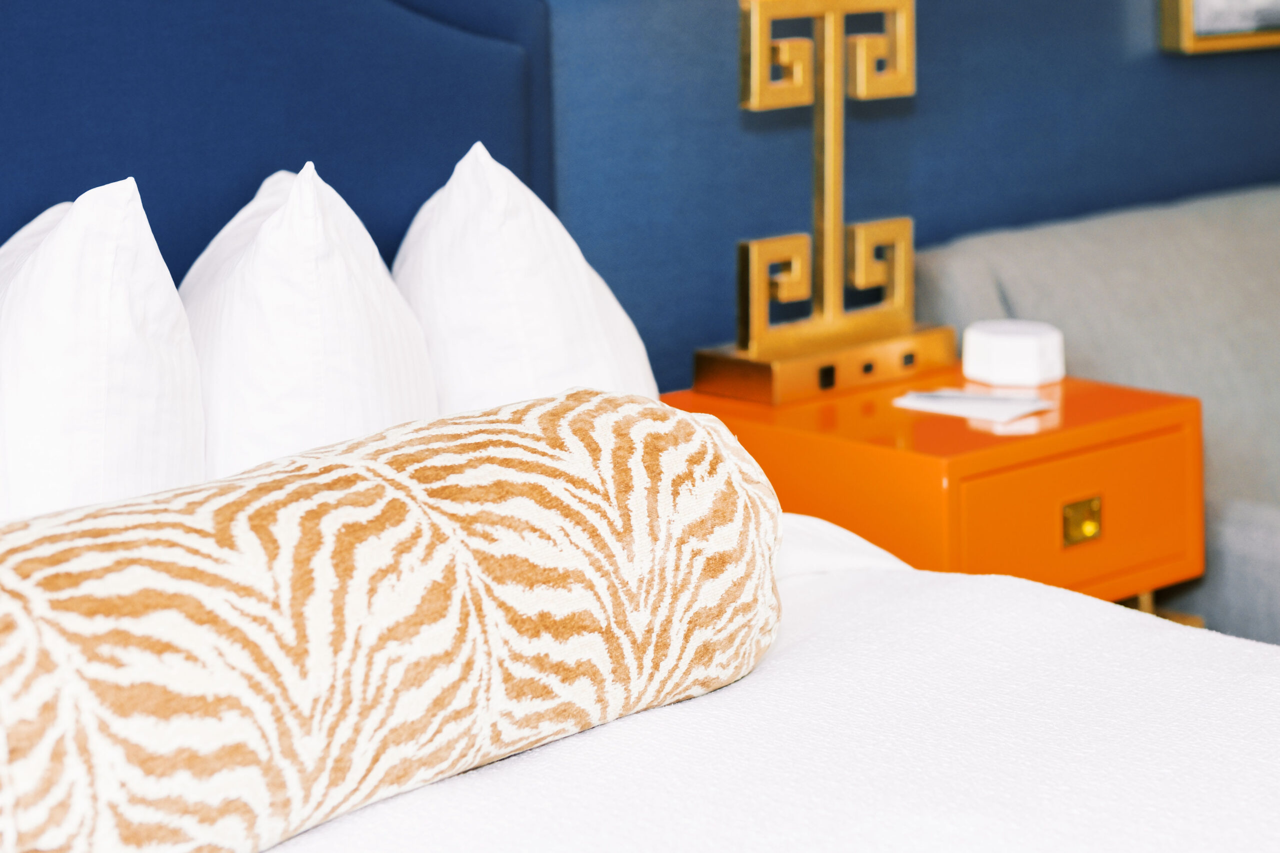 Auburn junior suite with sleeper sofa