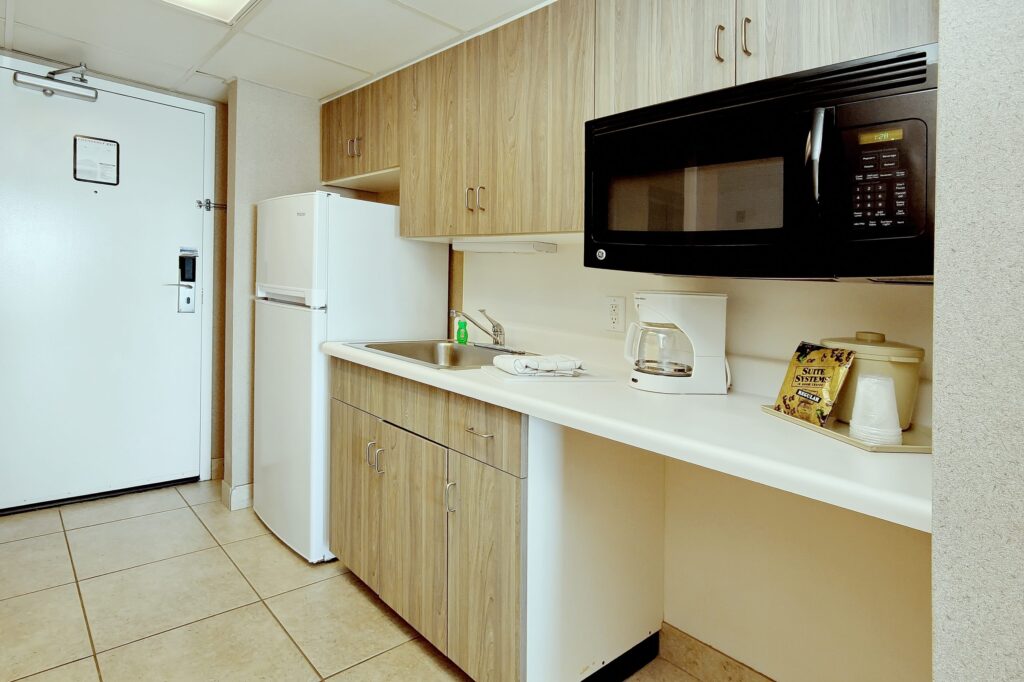 Oceanfront room kitchen