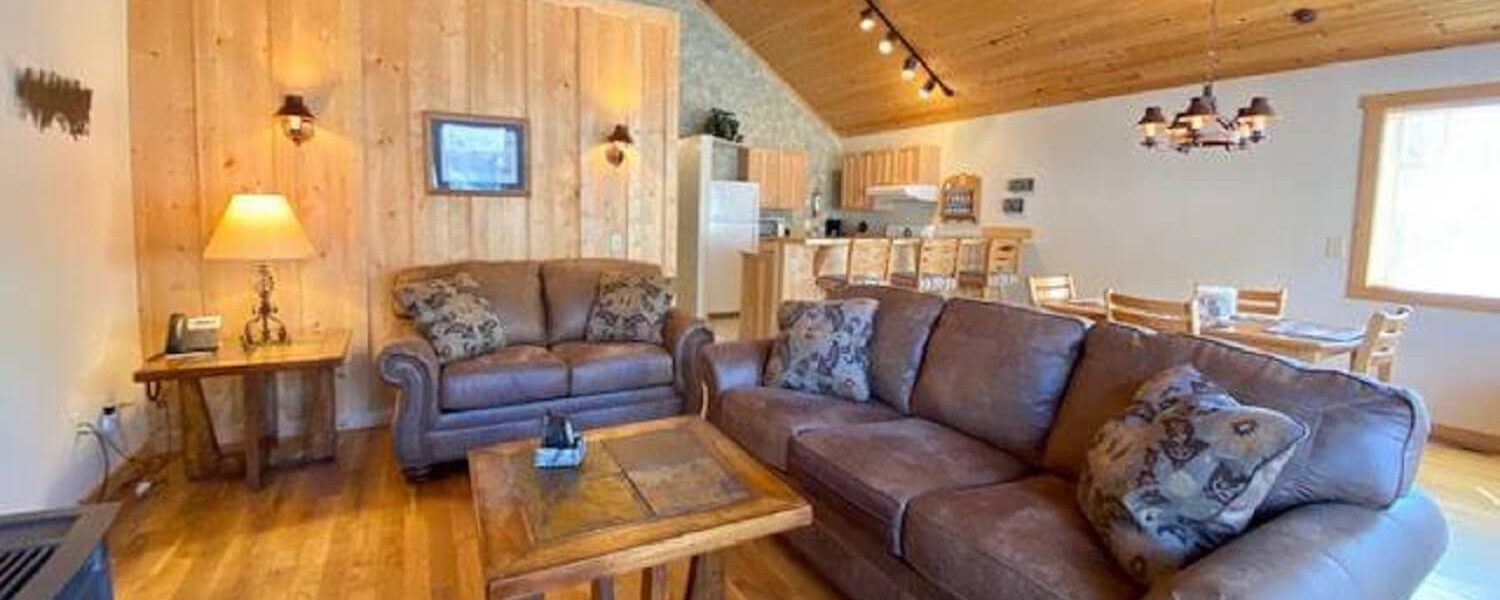 Deluxe Two-Bedroom Riverside Cabin