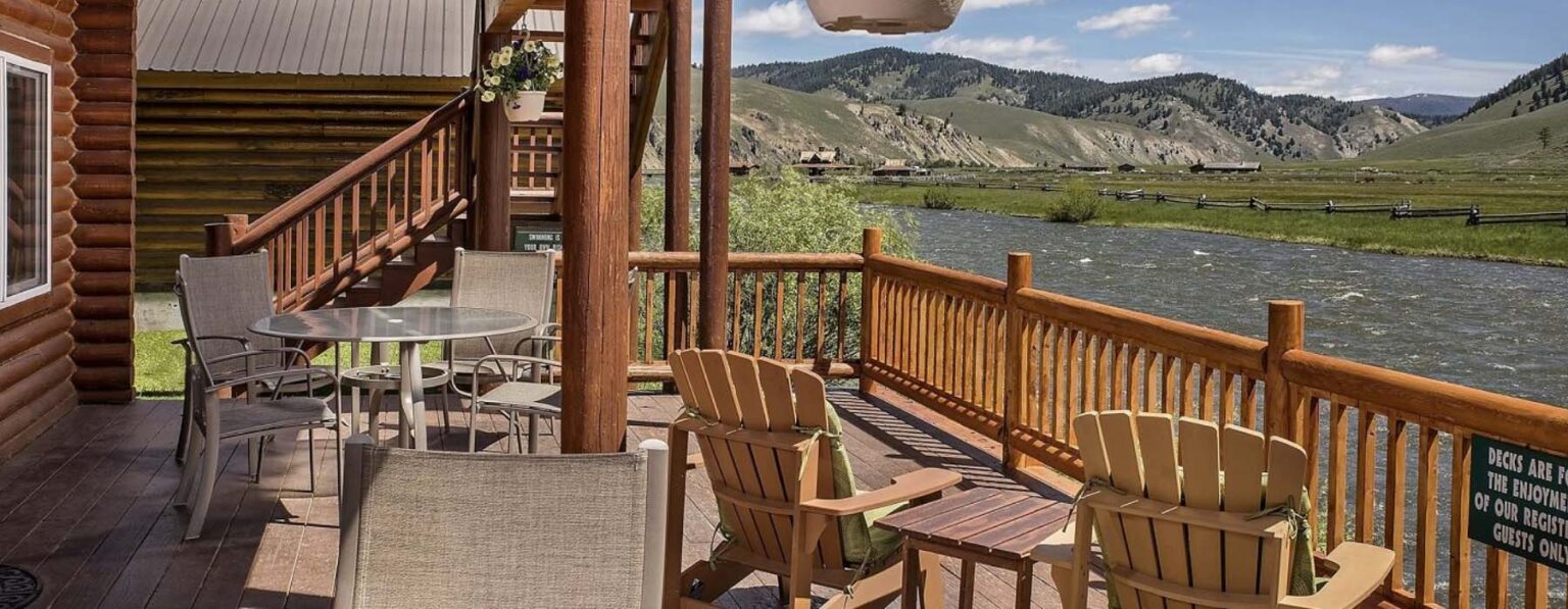 Stay at Redfish Riverside Inn Stanley, Idaho Hotel