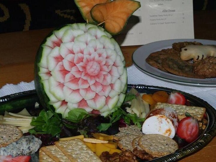 Hors d'oeuvres arranged on a tray in the lobby of the lodge
