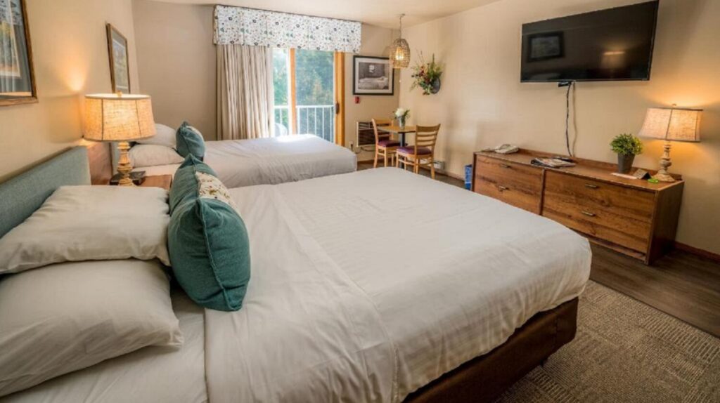 Traditional Pet Friendly Hotel Room with Two Queen Beds