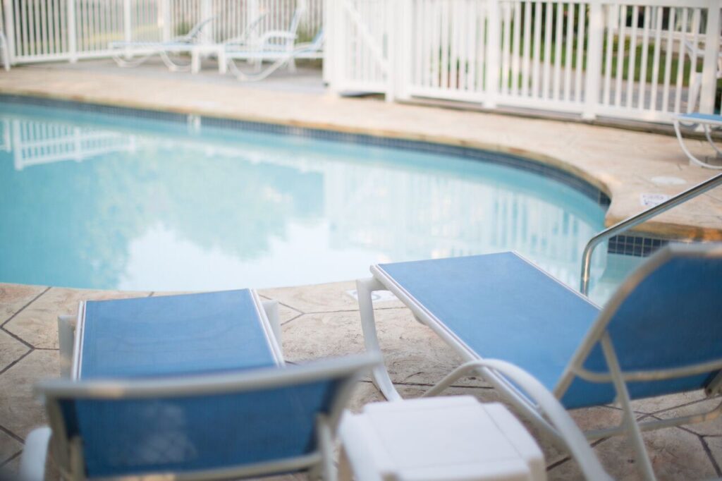 oudoor pool chairs
