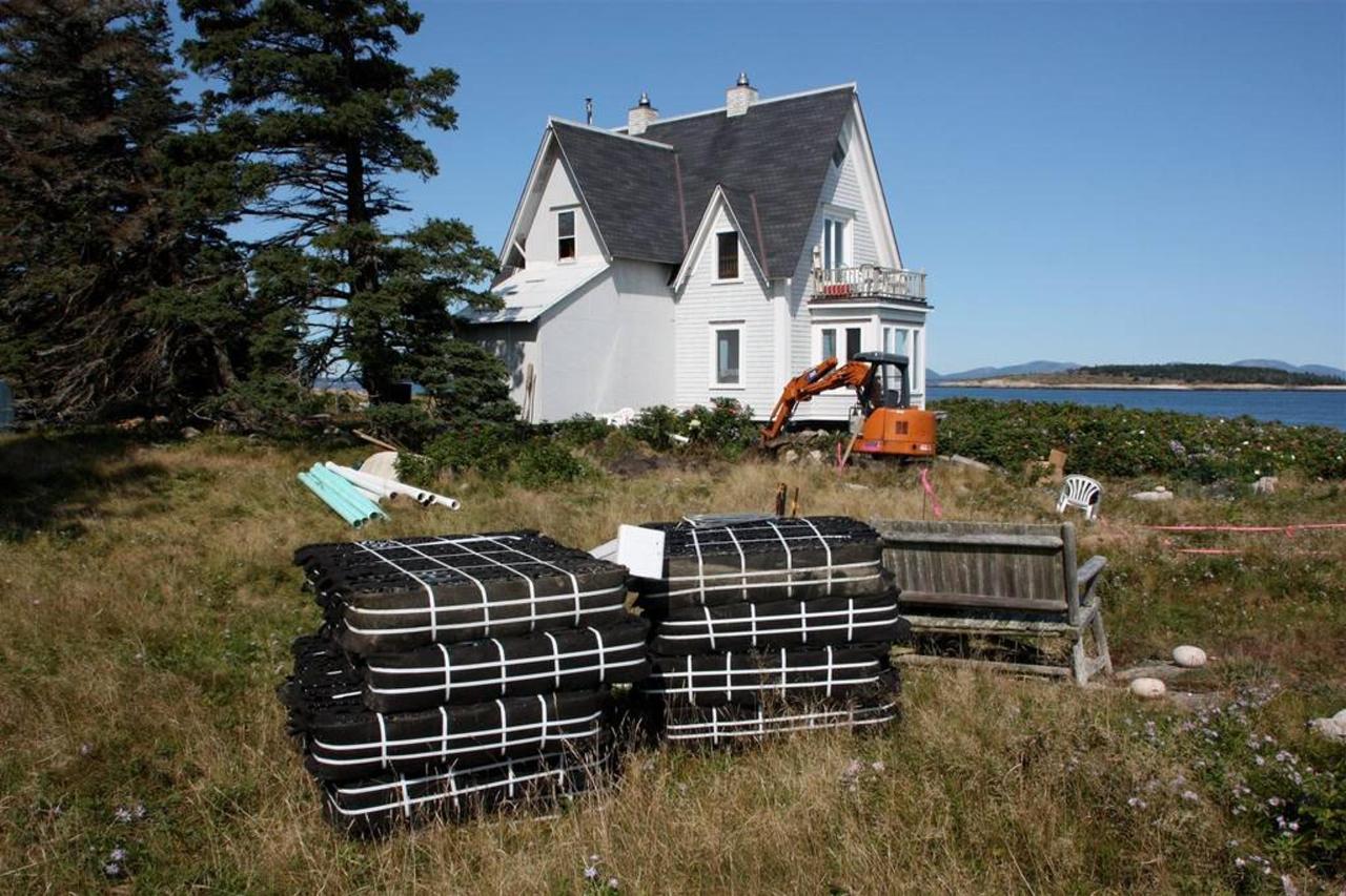 Great Duck Island House | Well Drilling Story