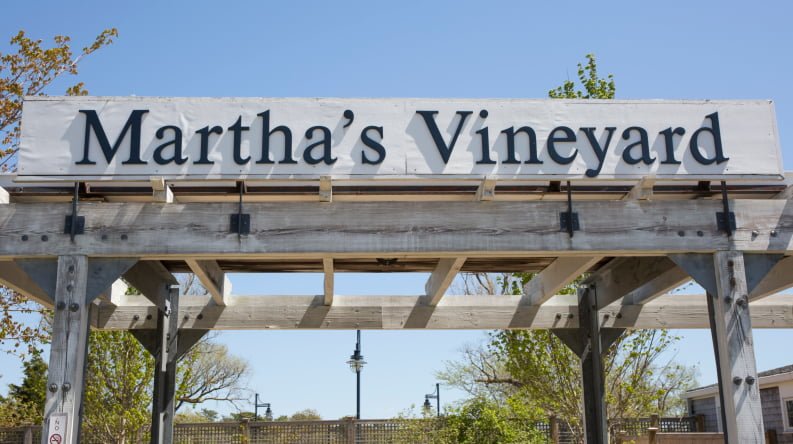 Martha\'s Vineyard Sign