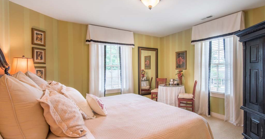 rooms at our Zionsville IN Bed and Breakfast