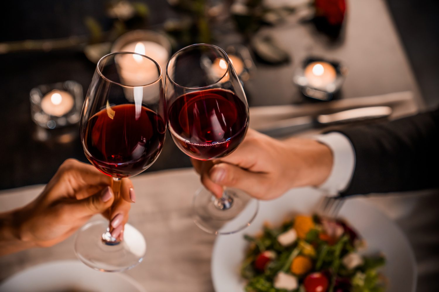 couple dining with wine during Valentine's Day near Indianapolis