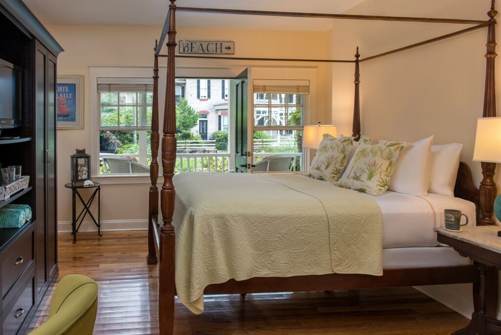 Room 8 at The Addison on Amelia Island is a pet-friendly option.