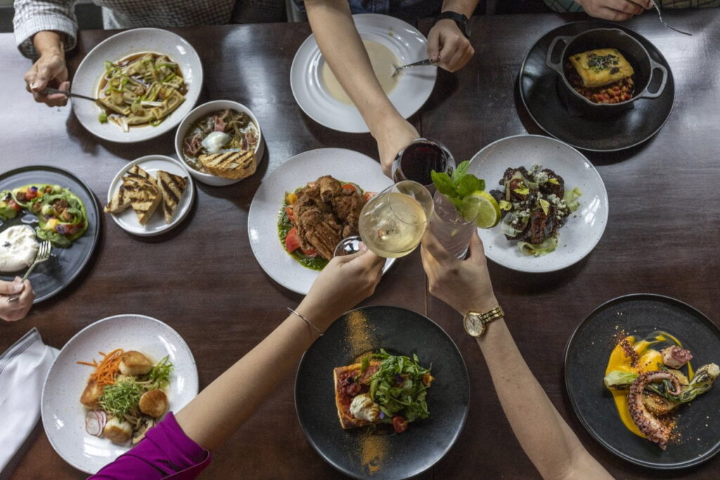 A Group experiencing Amelia Island Restaurant Week