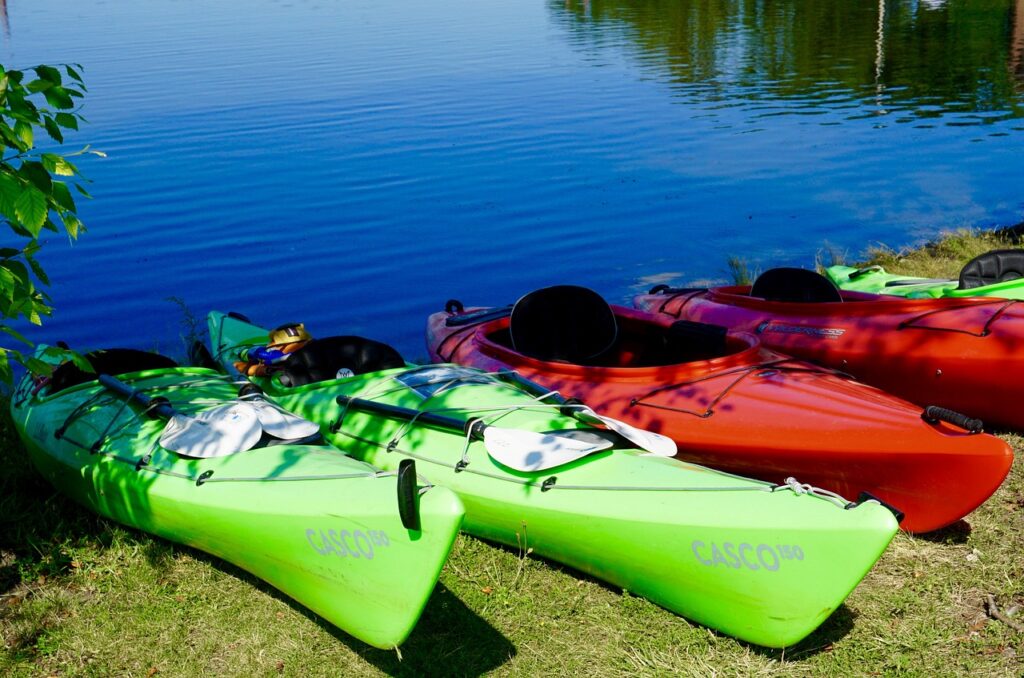 kayak, boat, water-1541212.jpg