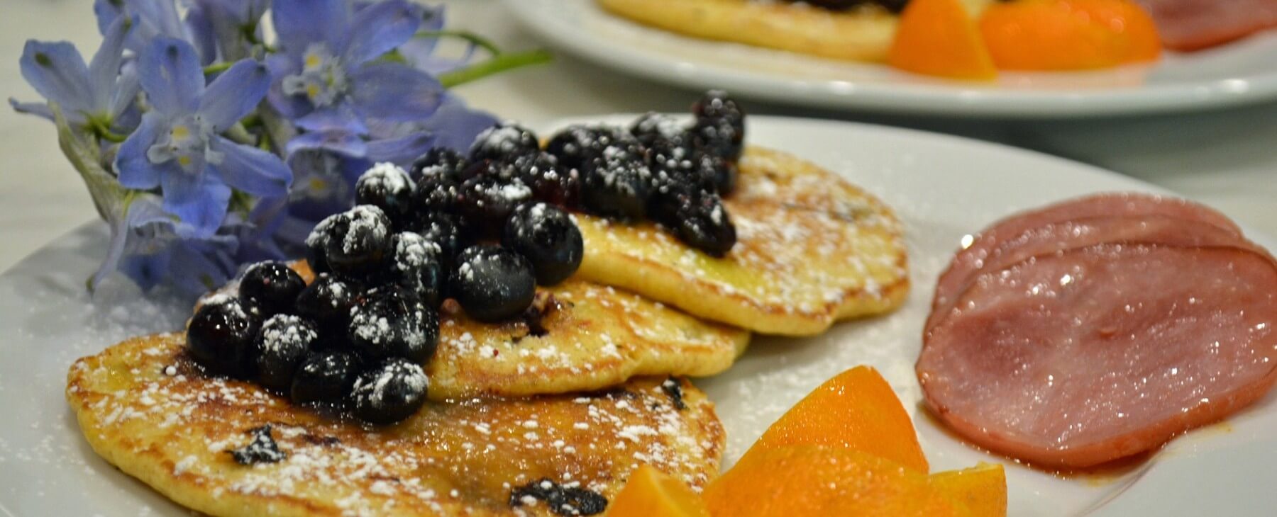 Blueberry Pancakes with Lemon Curd