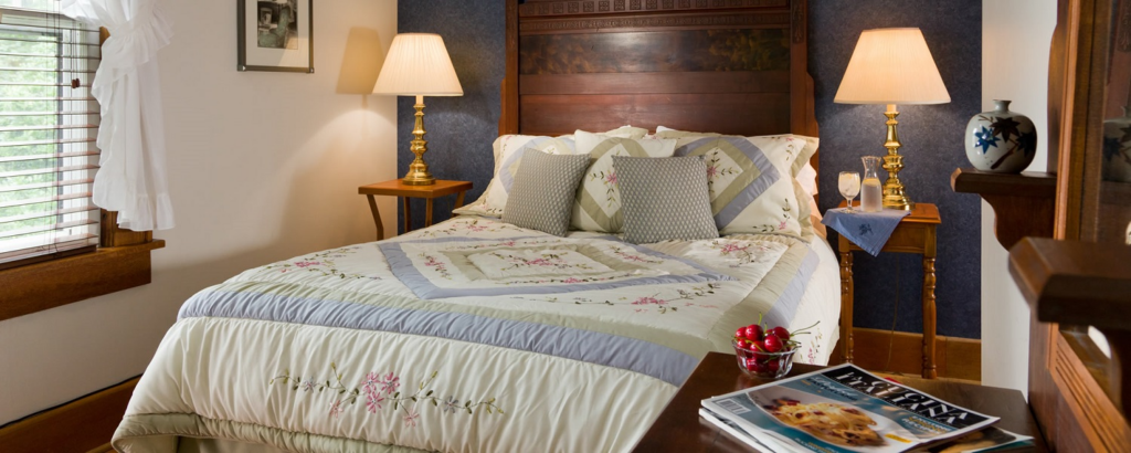 Poplar Room Bed