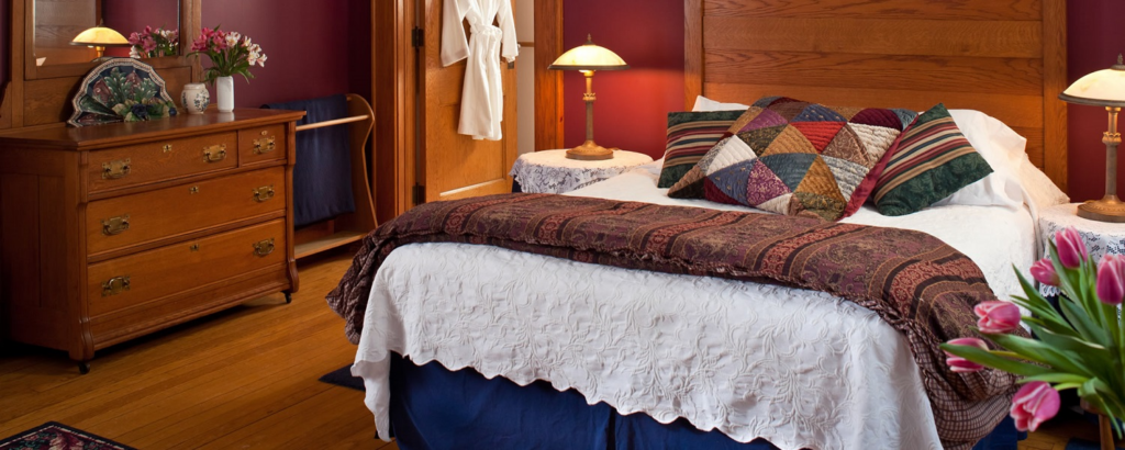 guest room at the white oak inn