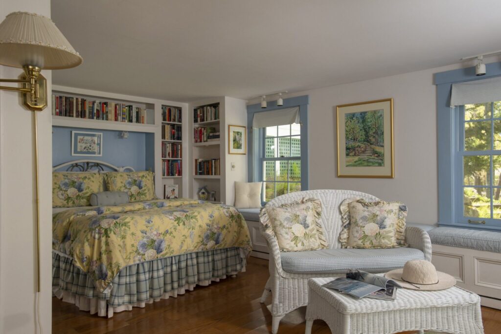 Carriage House Camden Maine Stay Inn
