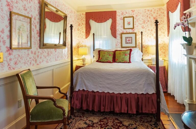 A Wonderful Bed And Breakfast In Durham NC | Arrowhead Inn