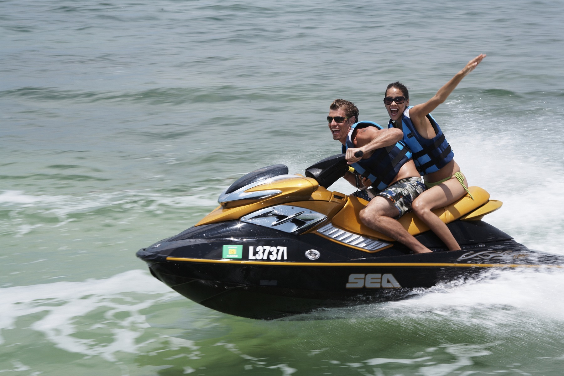 Experience the Thrill of Amelia Island Jet Ski Rentals! Let’s Jump In!