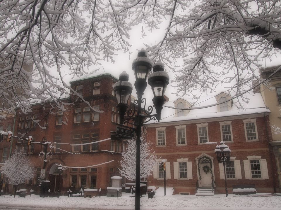 Bethlehem Main St Snowy