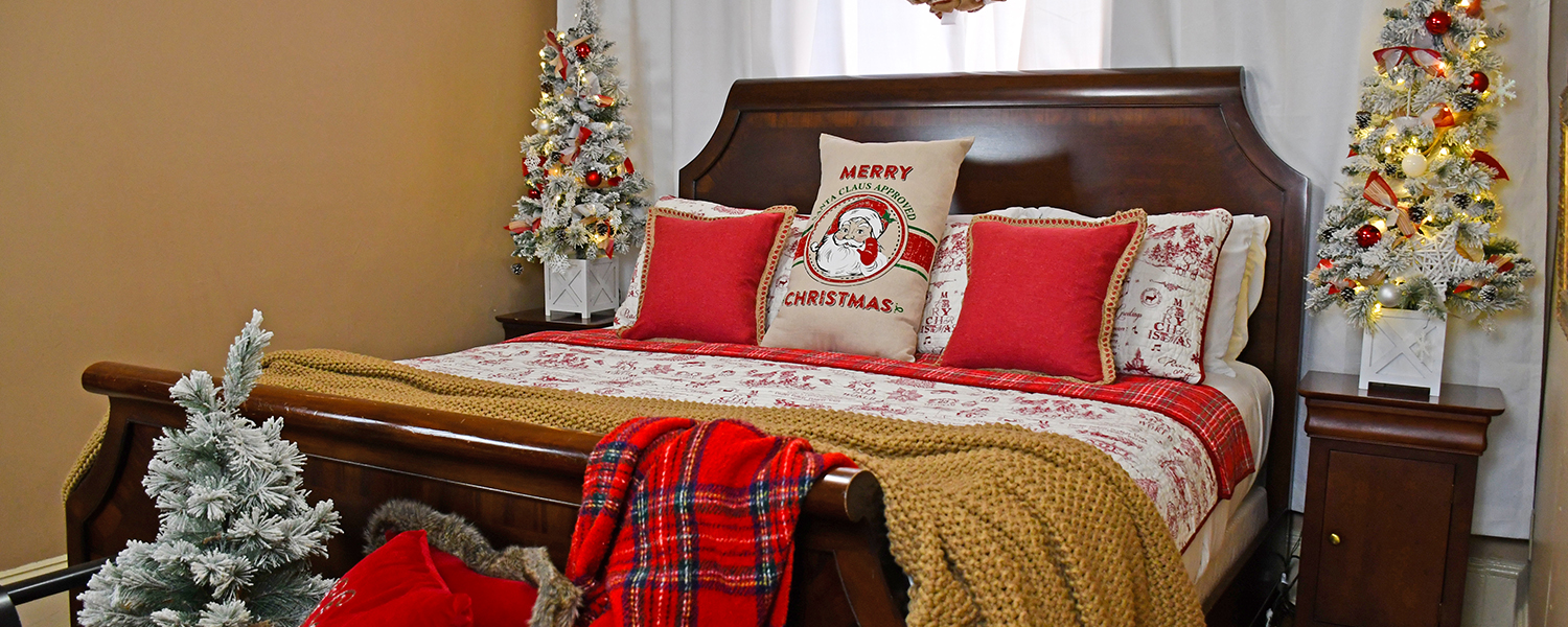 Suite Dreams in The Christmas City