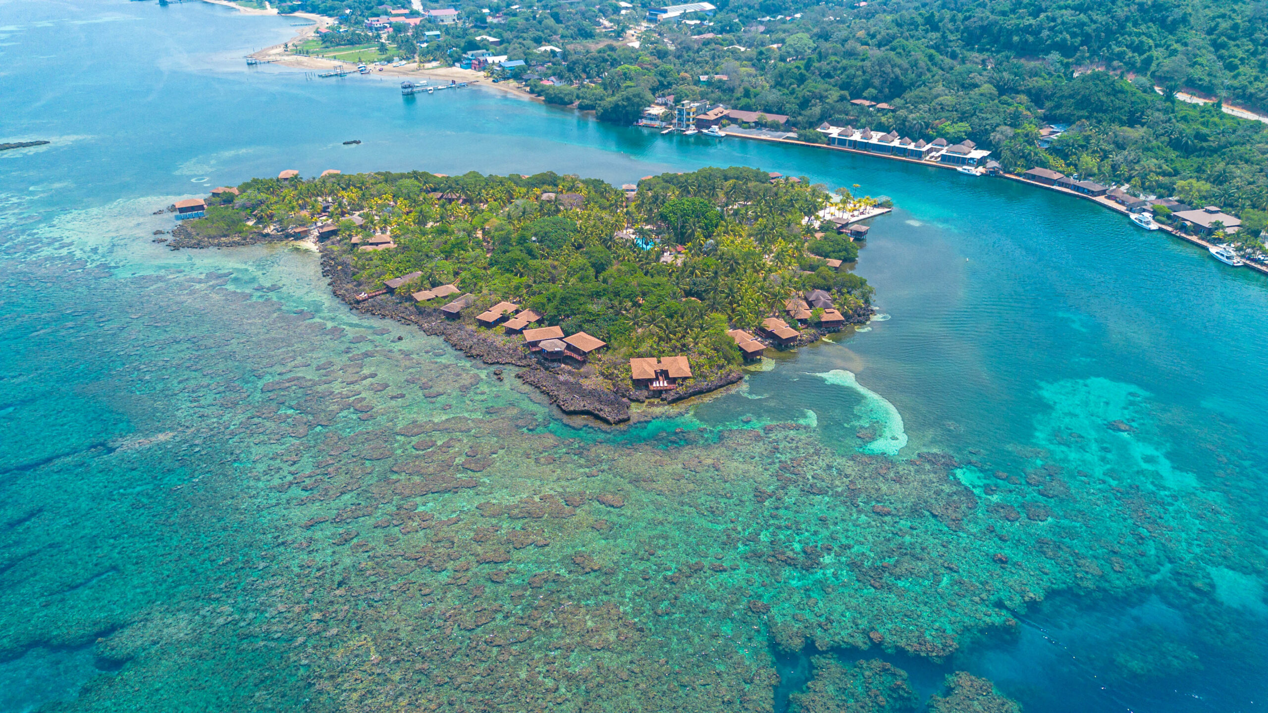 Aerial photo of Anthony's Key Resort, Roatan, Honduras