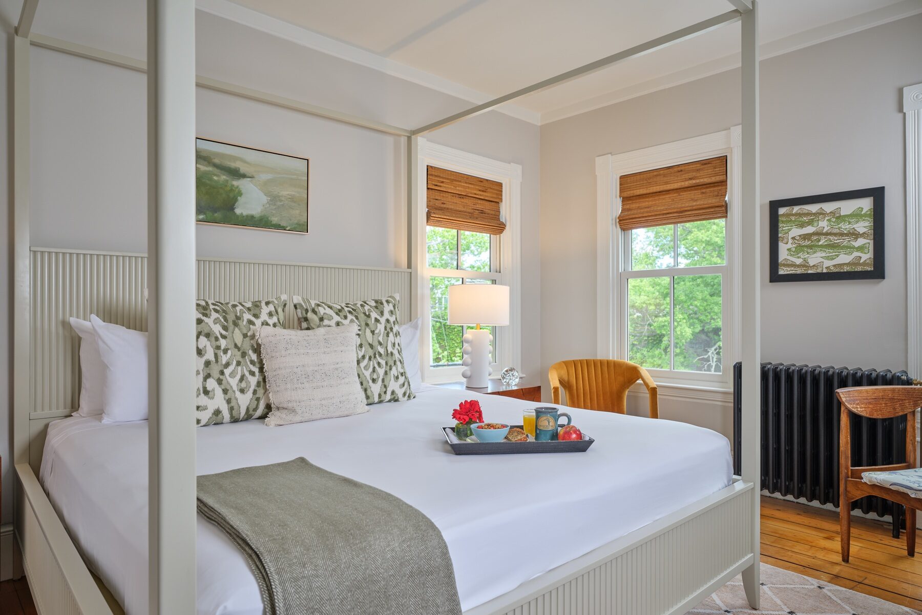 Bed with breakfast - Avery