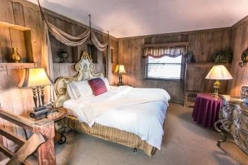 After you explore all of the fun things to do in the Poconos in winter, come stay in our Turret Suite!