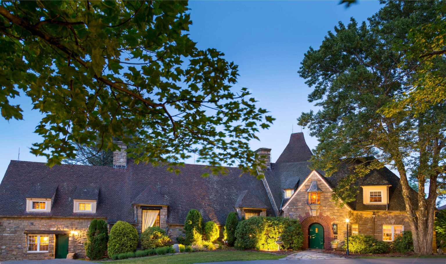 The French Manor Inn & Spa Bed & Breakfast in the Poconos