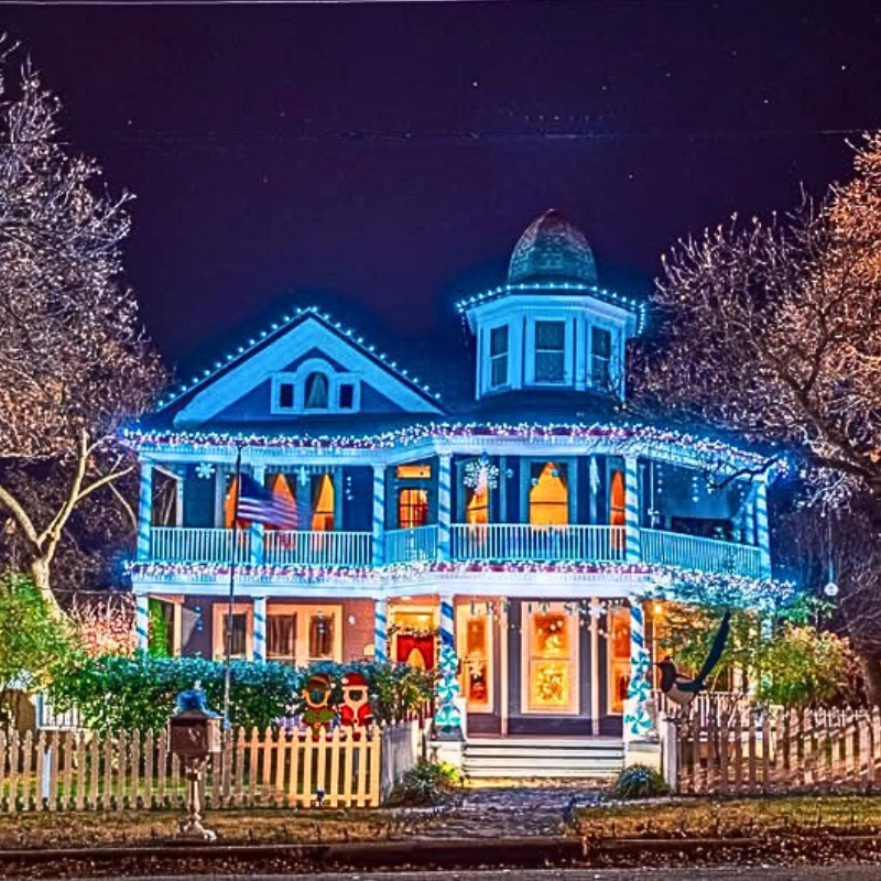 Merry Wells Hallmark Style Christmas in Downtown Mineral Wells