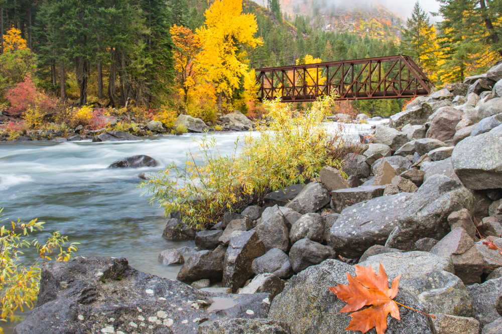 river with fall foliage near leavenworth, wa